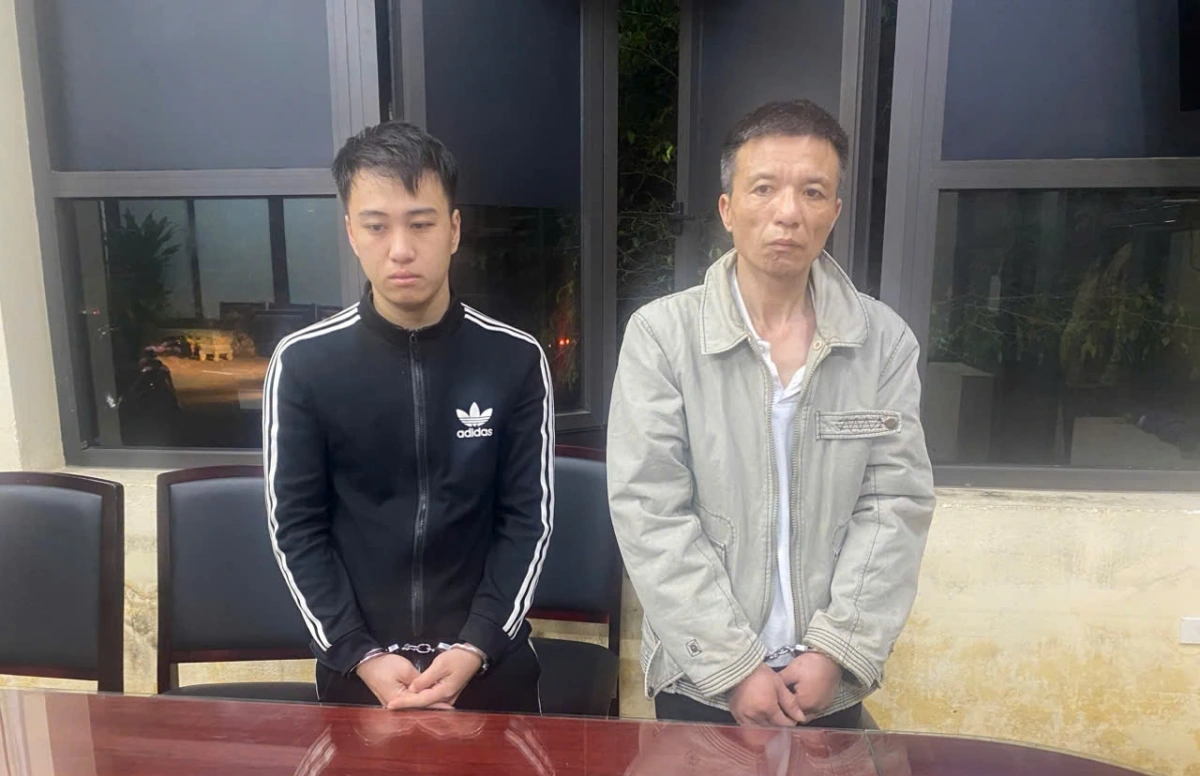 Bắt 2 đối tượng mua bán ma túy gần trường học ở Thái Nguyên