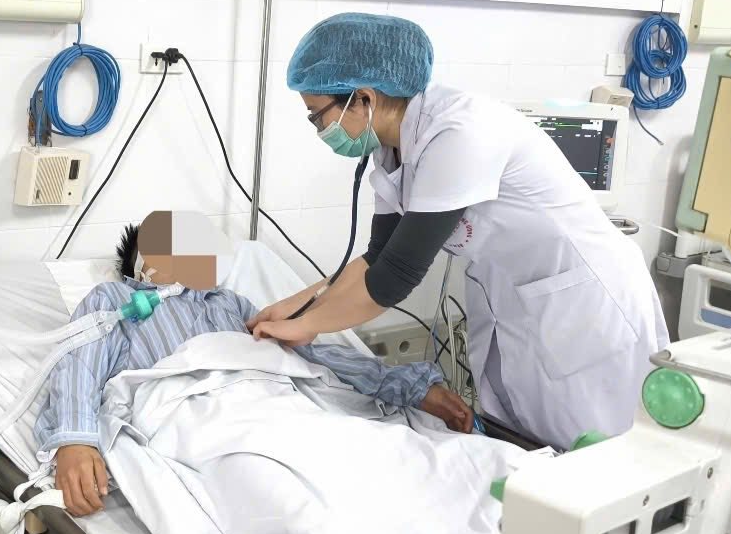 Cậu bé 14 tuổi ở Sơn La không còn cơ hội sống sau khi bị chó cắn vào ngón tay