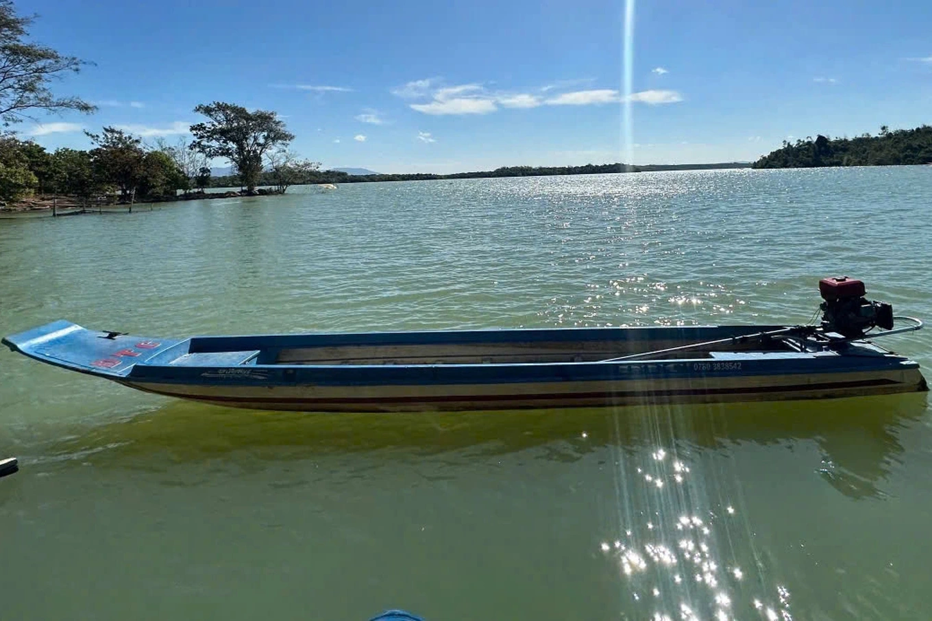 Hai thiếu niên trôi dạt hơn 40km giữa lòng hồ thủy điện