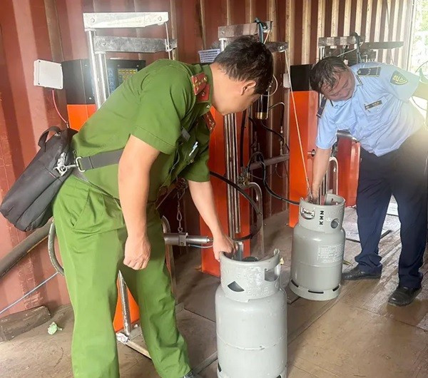 Đồng Nai phát hiện điểm sang chiết gas trái phép quy mô lớn