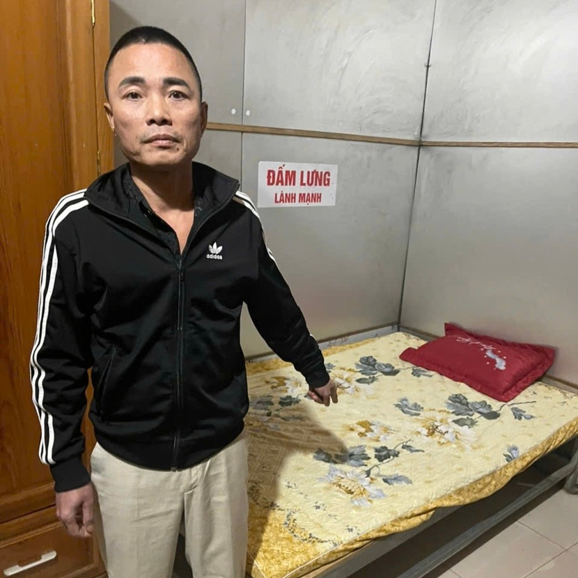 Tạm giữ hình sự chủ quán tẩm quất chứa chấp mại dâm