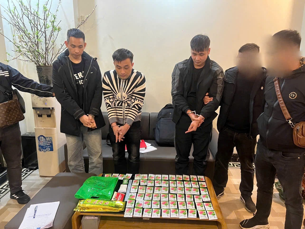 Triệt phá đường dây ma túy từ Thái Nguyên về Quảng Ninh tiêu thụ