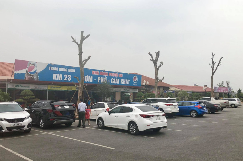 Đề nghị kiểm tra, chấn chỉnh hoạt động kinh doanh tại các trạm dừng nghỉ cao tốc Nội Bài-Lào Cai