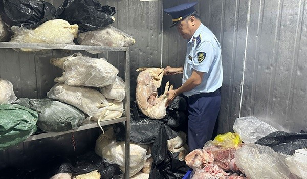 Đồng Nai: Phát hiện gần 1 tấn thịt bẩn tại phường Tam Hiệp