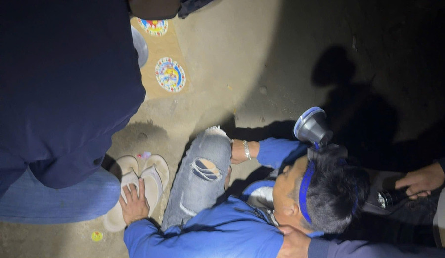 Công an xã Ia Tul xử lý 3 thanh niên về hành vi đánh bạc