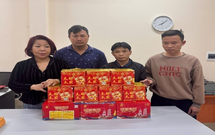 Công an xã Sóc Sơn bắt nhóm đối tượng mua bán gần 30 kg pháo nổ