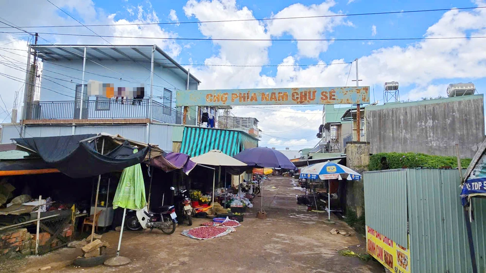 Làm rõ nguyên nhân, trách nhiệm vụ chợ mới ế ẩm ở Gia Lai