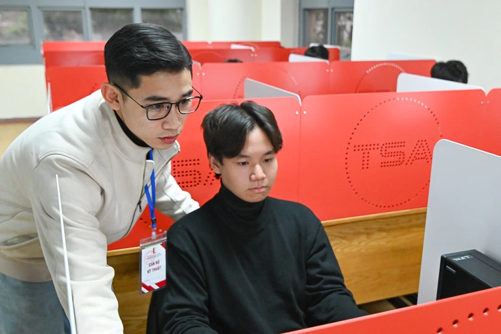 Thí sinh ‘trường làng’ ở Hưng Yên là thủ khoa thi đánh giá tư duy TSA đợt 1