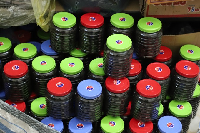 Đường dây làm giả ‘thuốc đông y cổ truyền’ từ bột ngô, thuốc tây