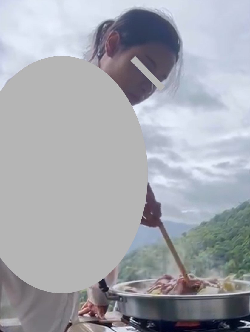 Nấu ăn sa0 k0 mang ‘giáp’👙thế này aj ma` ch!u nổi =)))