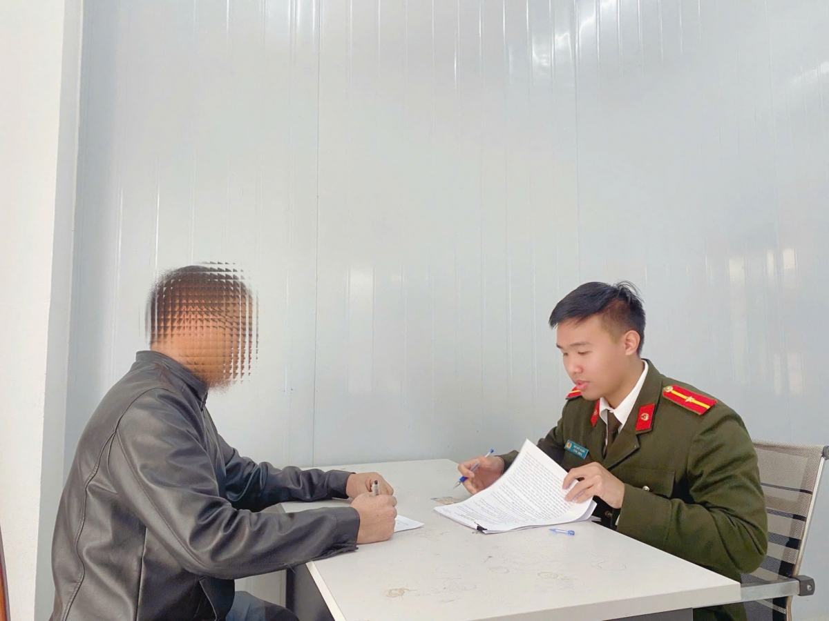 Thái Nguyên xử phạt người đăng tin sai sự thật, xúc phạm CSGT trên mạng xã hội