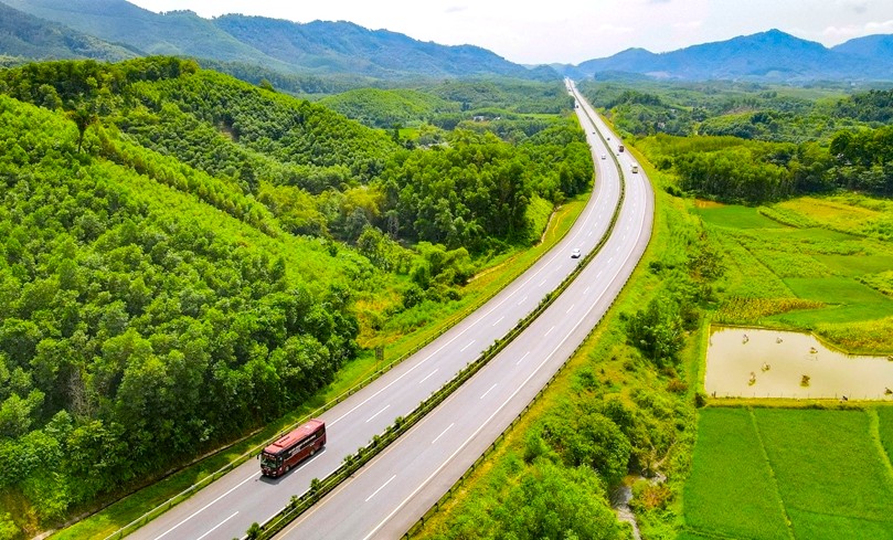 Bộ Xây dựng phản hồi đề xuất làm cao tốc Sơn La – Lào Cai