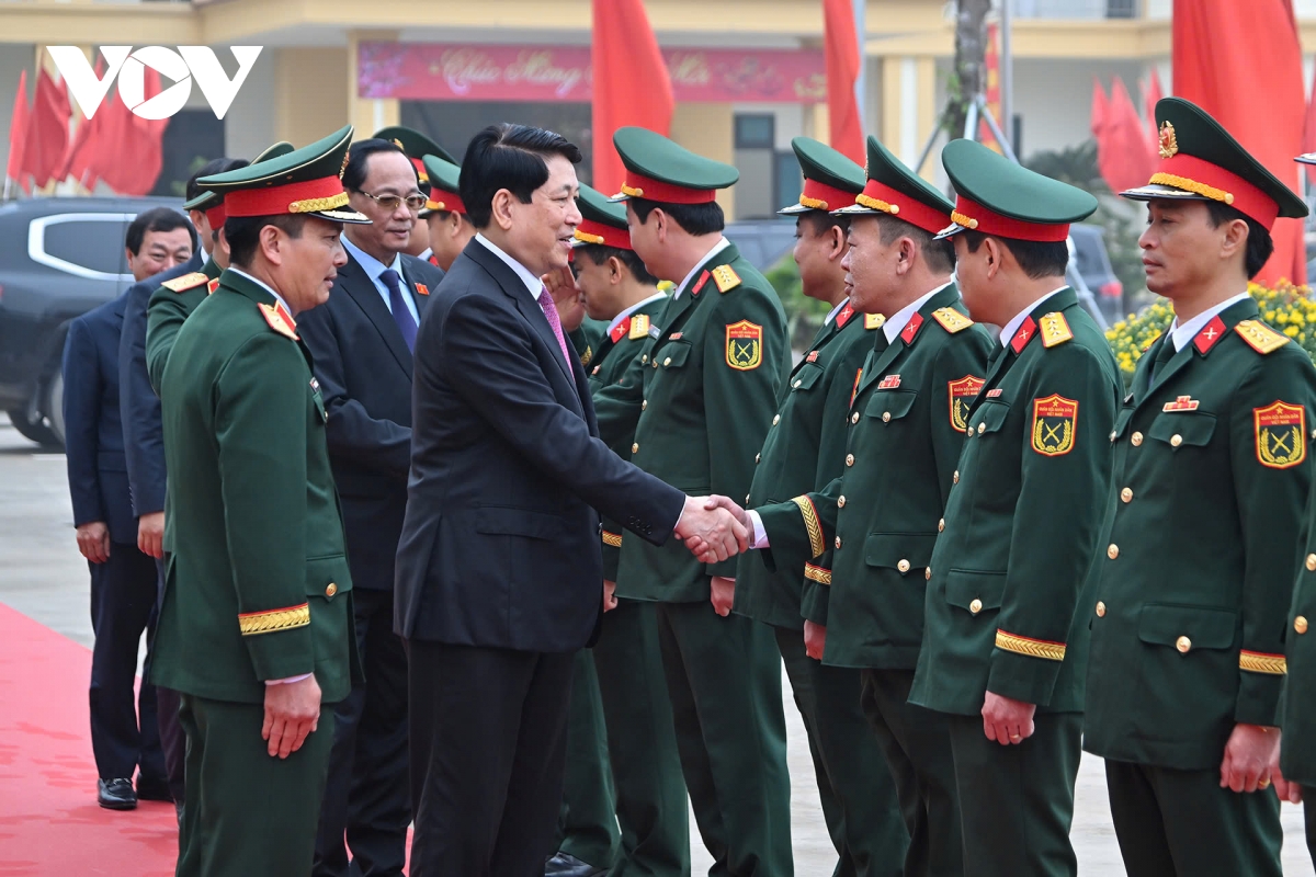 Chủ tịch nước Lương Cường thăm, chúc Tết ở Phú Thọ