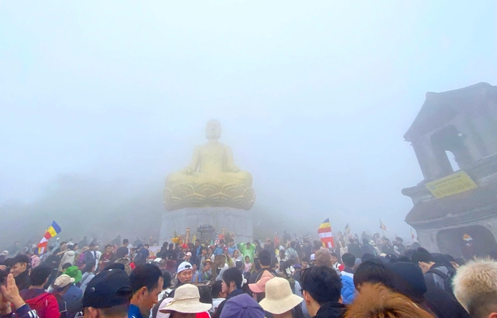 Lễ hội xuân Yên Tử kéo dài 3 tháng, phí tham quan “0 đồng”