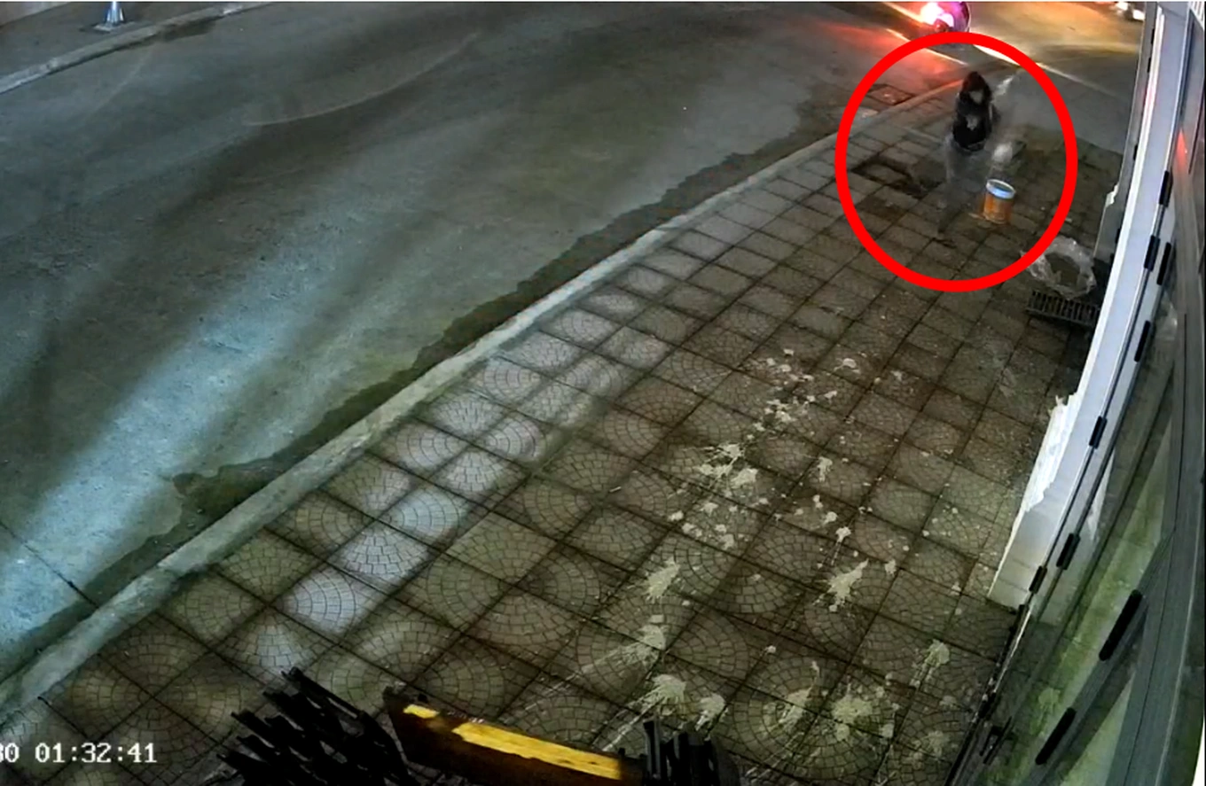 Nhà hàng vừa khai trương đã bị tạt sơn lúc rạng sáng