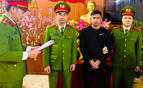 Bé g-á-i 13 tuổi bị hi-ế-p d-â-m khi đi chơi ngày mùng 1 Tết