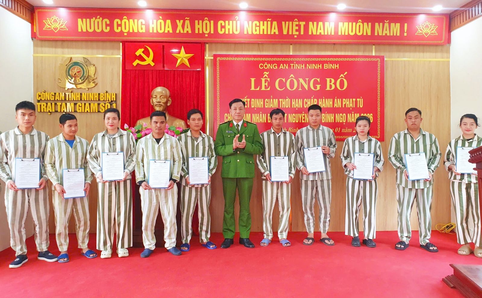Ninh Bình: 90 phạm nhân được xét giảm án và tha tù trước thời hạn dịp Tết Nguyên đán Bính Ngọ 2026
