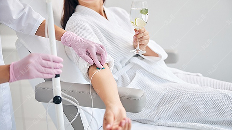 TPHCM: Một phụ nữ tử vong sau khi được ‘truyền trắng da’ tại nhà