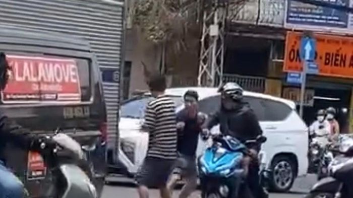 Thông tin mới về hai tài xế đánh nhau chảy máu đầu trên đường phố TPHCM