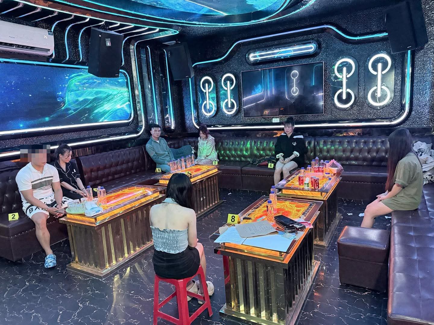 Khởi tố 6 bị can tổ chức sử dụng ma túy tại karaoke Thúy Nga- Ảnh 1.