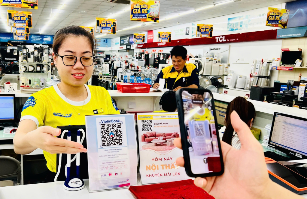 Hộ kinh doanh từ chối nhận chuyển khoản – Liệu có phải dấu hiệu trốn thuế?