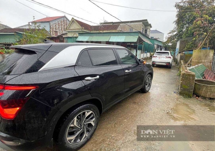 Phạt 5 triệu đồng người liên quan vụ “khóa đầu, khóa đuôi” ô tô ngày mùng 2 Tết ở Hà Tĩnh