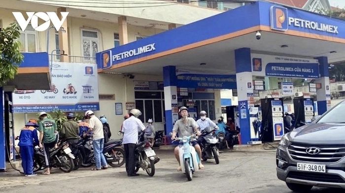 Quỹ bình giá ổn xăng dầu còn bao nhiêu tiền?