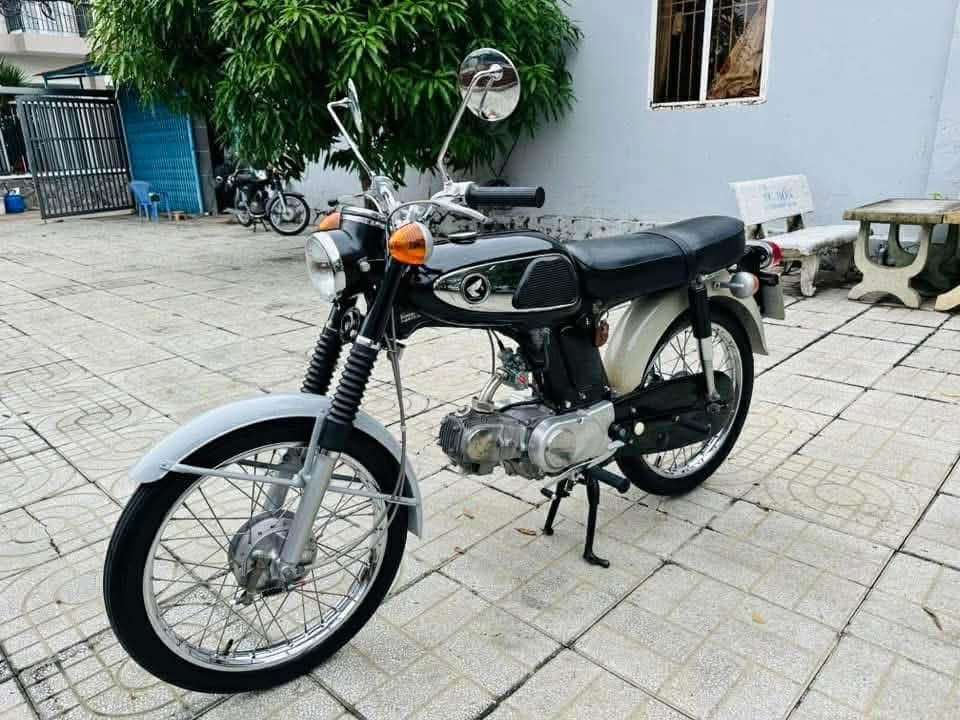 Honda 67 đời 1967 nguyên bản của dân chơi Gia Lai ‘hét’ giá 2,2 tỷ đồng gây sốt