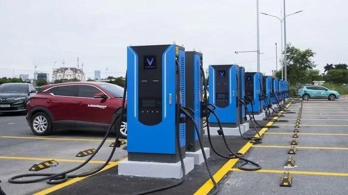 Lắp đặt trạm sạc xe điện sai quy định sẽ phải tháo dỡ