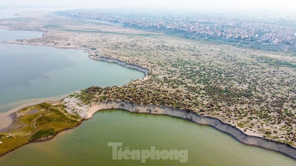 Hà Nội mở quyền khai thác 16 mỏ cát không qua đấu giá phục vụ công trình trọng điểm