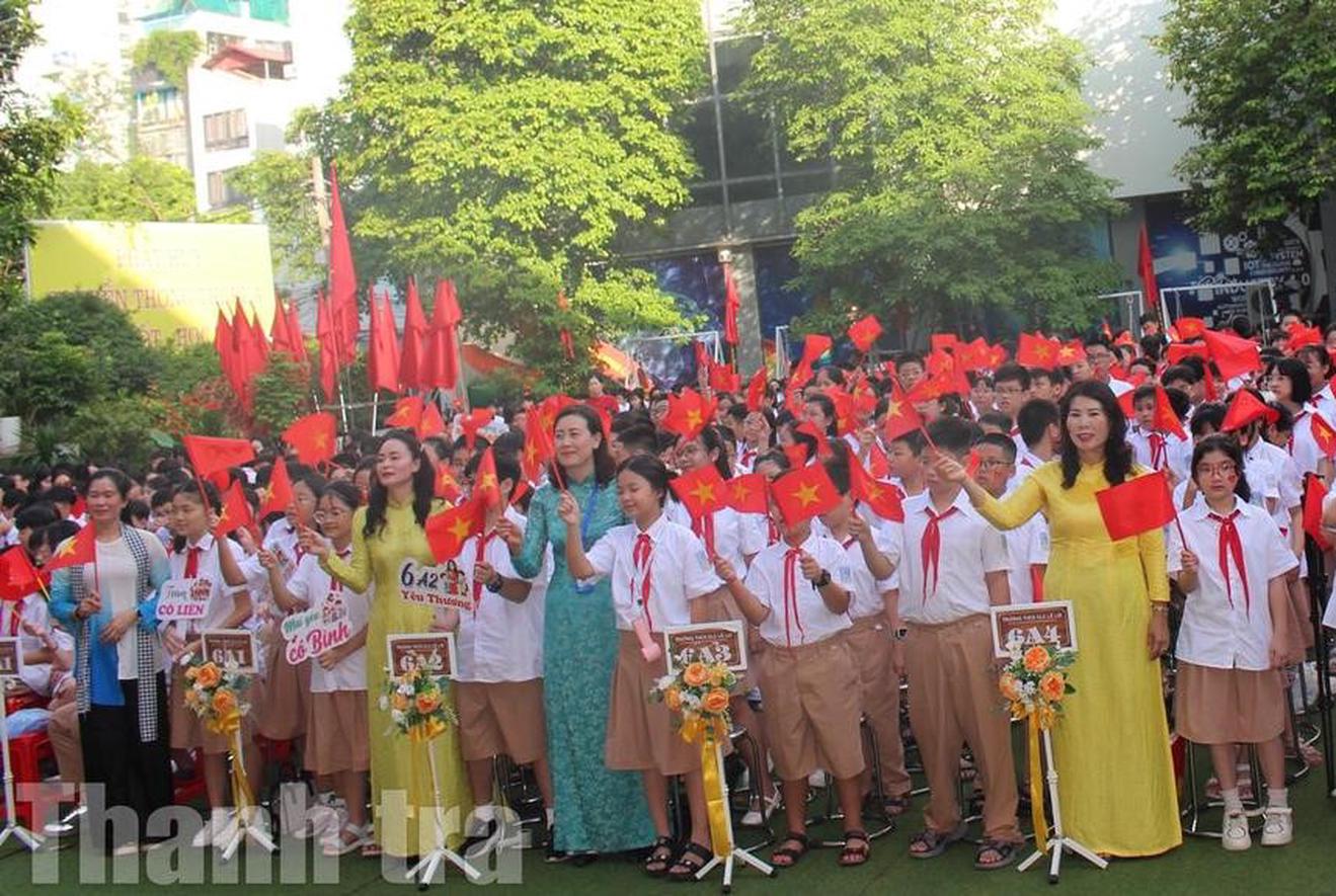 Hà Nội dự kiến tuyển sinh lớp 1, lớp 6 theo nguyên tắc “gần nhà”