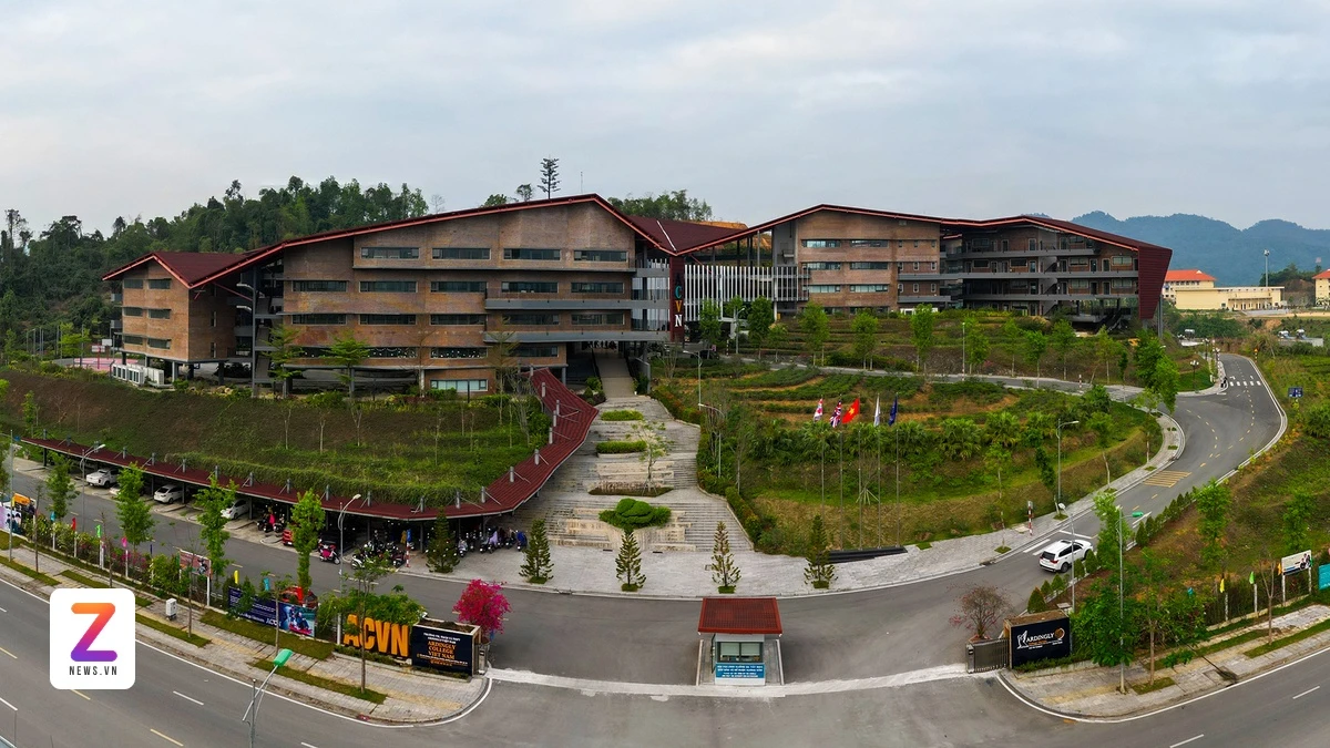 Bên trong trường nội trú học phí 400 triệu đồng/năm ở Lào Cai