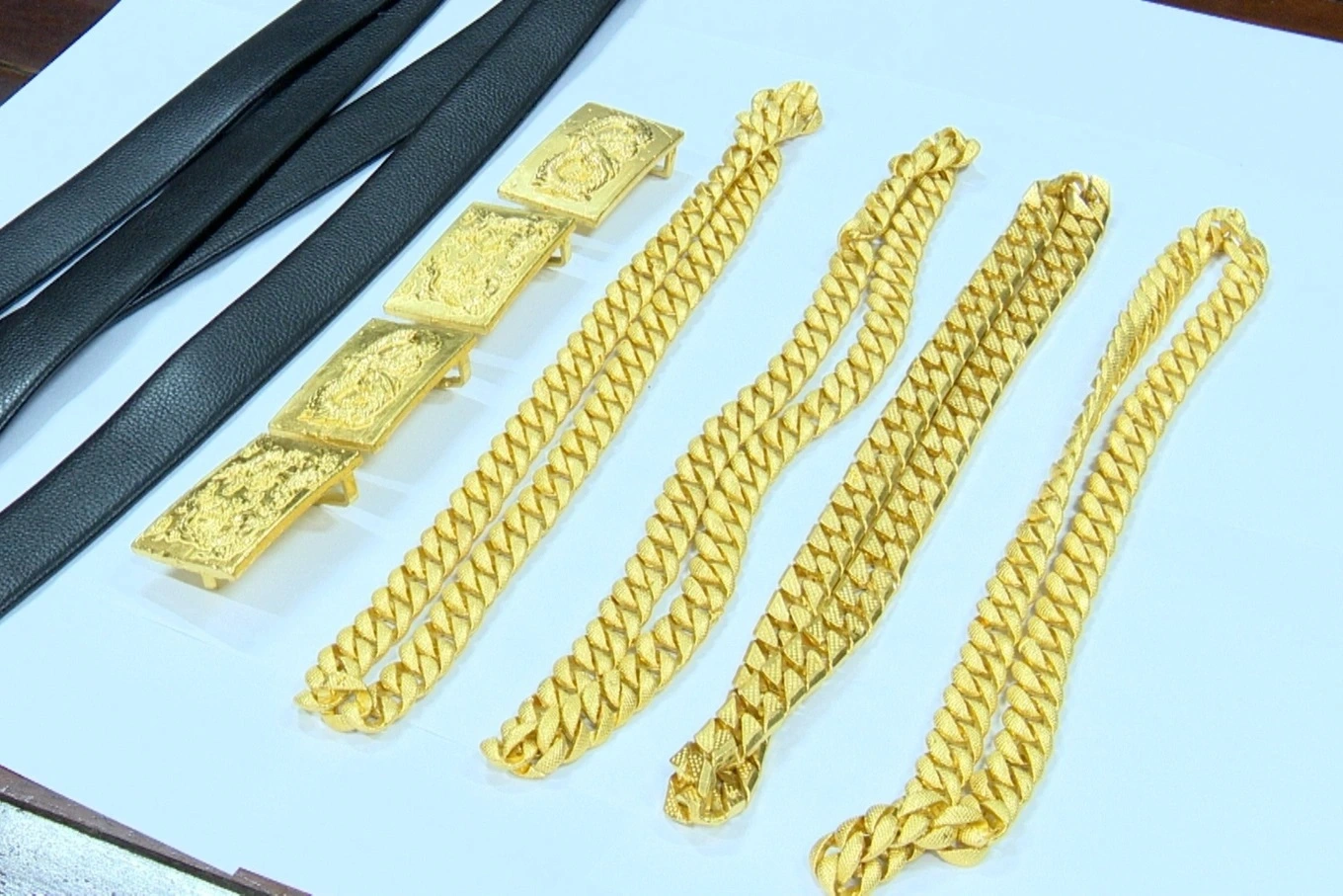 Hà Tĩnh bán trực tiếp gần 30kg vàng tinh khiết, giá hơn 142 tỷ đồng