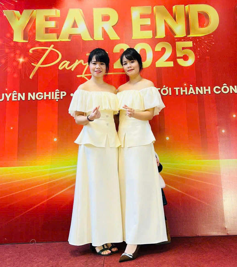 Chị em sinh đôi ở Thái Nguyên lấy chồng vẫn sống cùng nhà, góp tiền mua chung cư