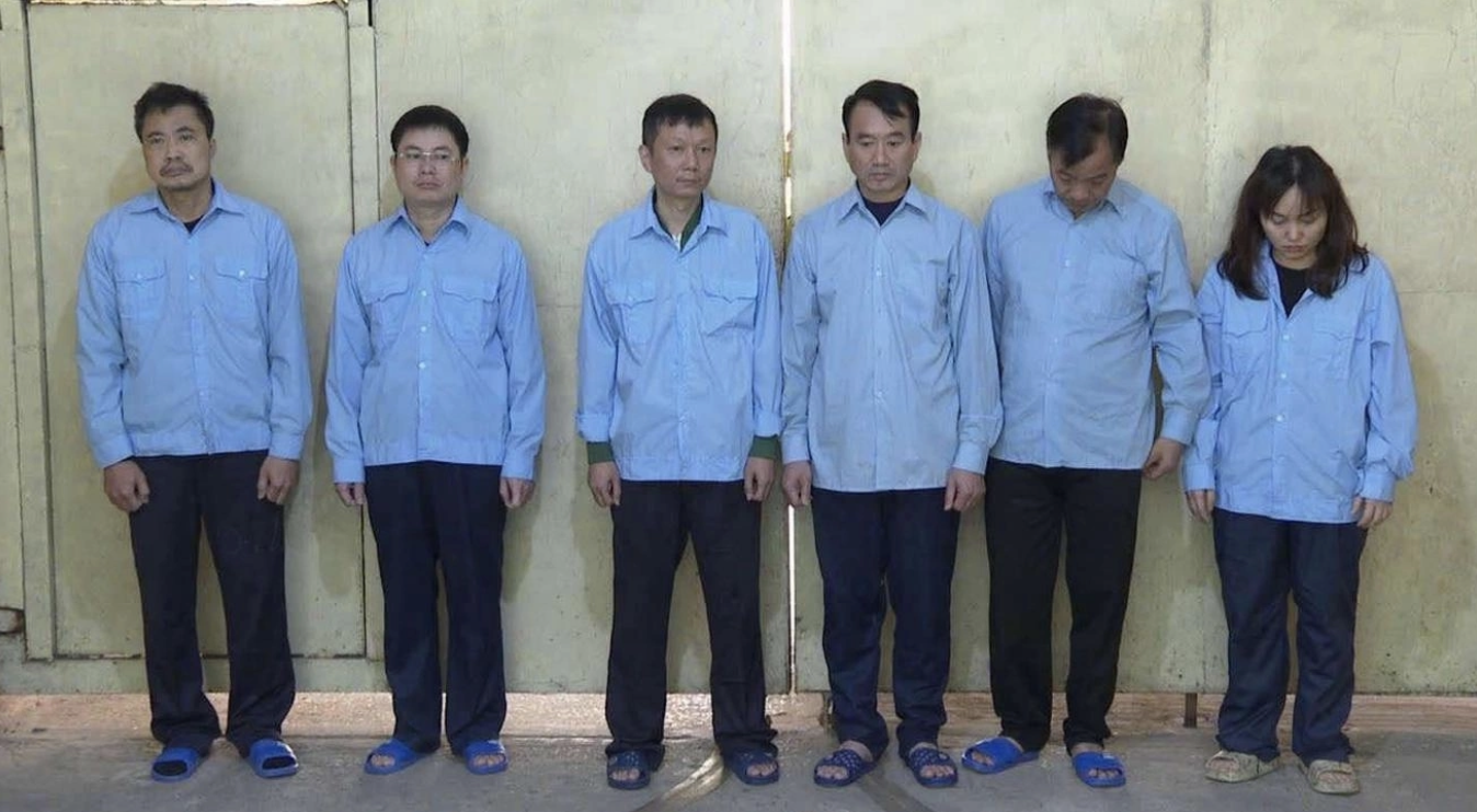 Hai cựu Chủ tịch phường nhận hối lộ “bảo kê” xây sân pickleball trái phép