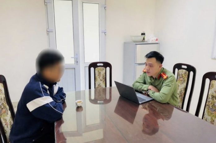 Nhân viên bán xe điện loan tin “xăng đã lên 34.000 đồng, mai kia còn lên 40.000 đồng” bị xử lý