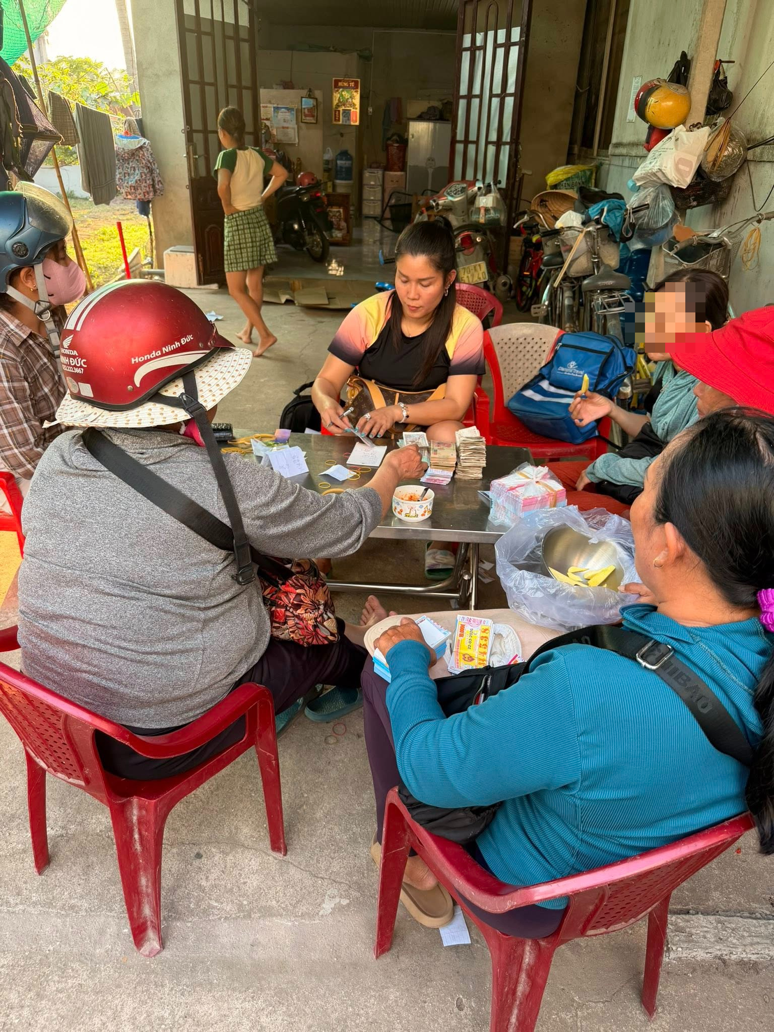 Nhiều người trúng thưởng xổ số miền Nam tại Tây Ninh ngày 24 - 3 - Ảnh 2.