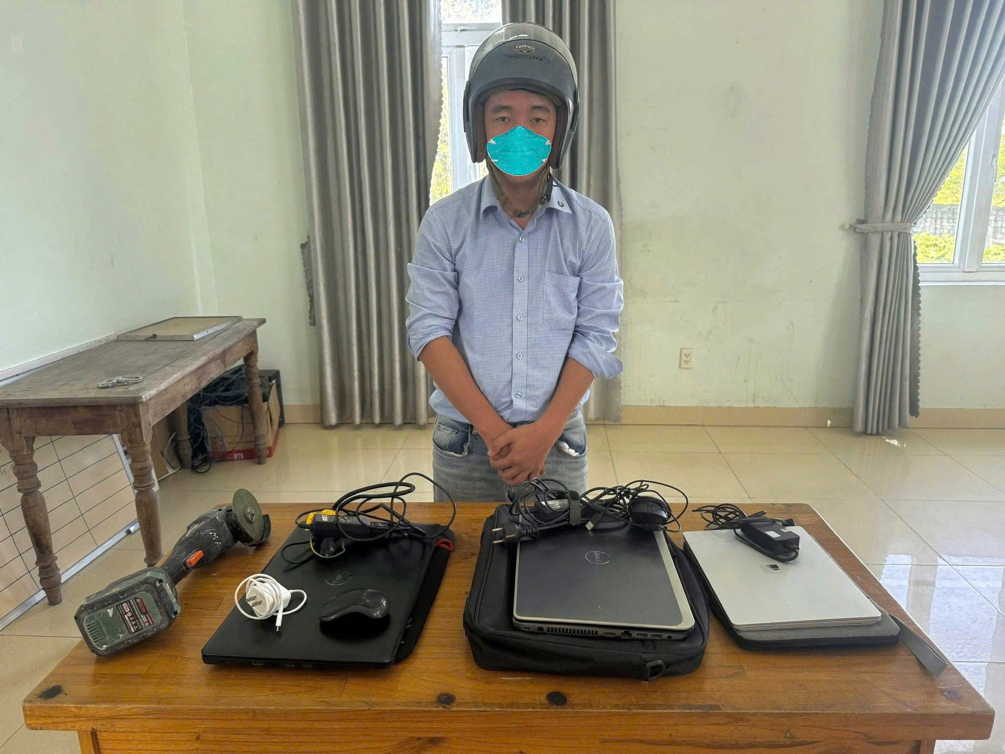 BẮT ĐỐI TƯỢNG CHUYÊN TROMCAP TÀI SẢN Ở CÁC PHÒNG TRỌ Ở PHƯỜNG ĐIỆN BÀN ĐÔNG