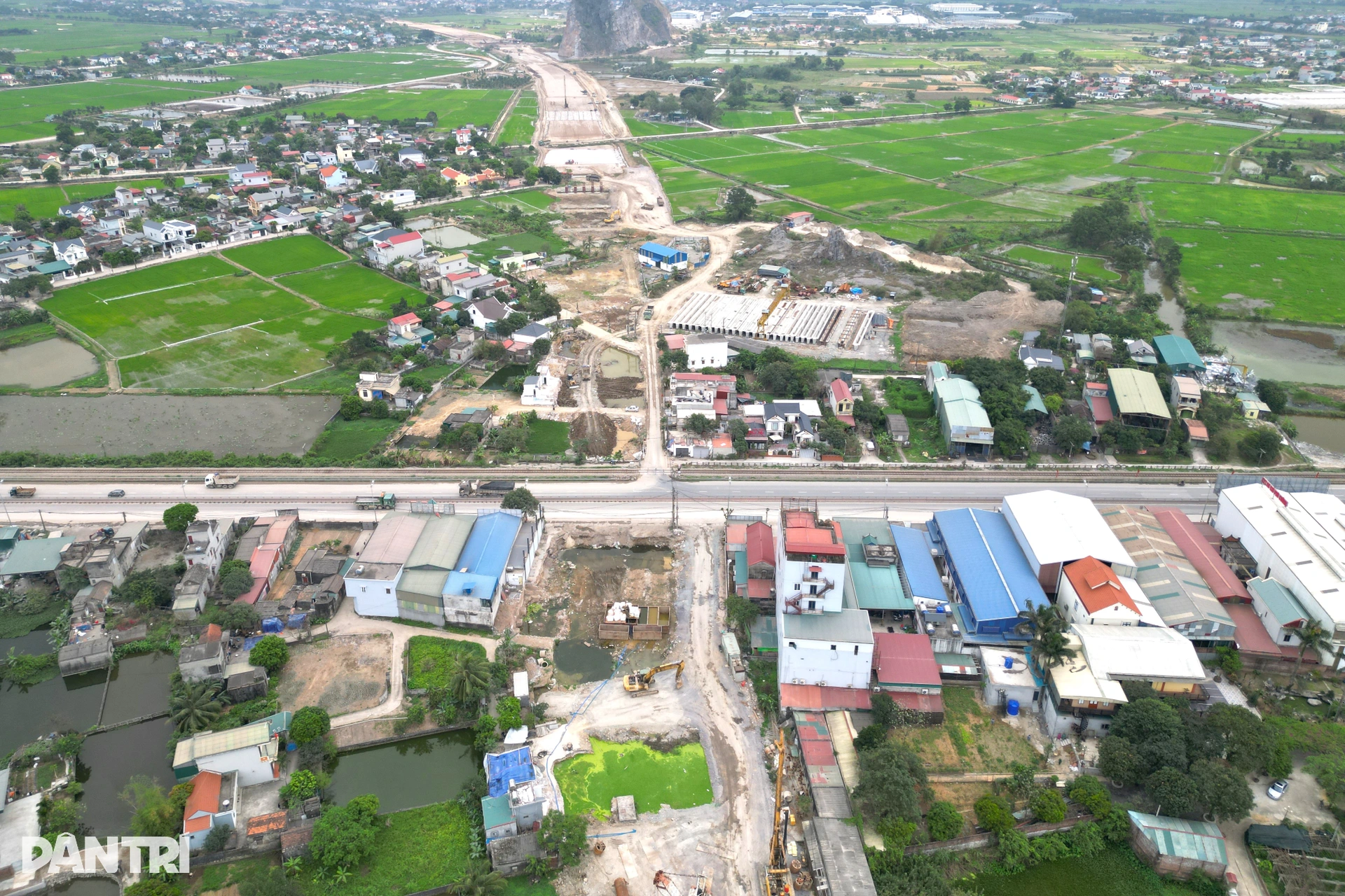 Hình hài cao tốc Ninh Bình – Hải Phòng sau gần một năm thi công