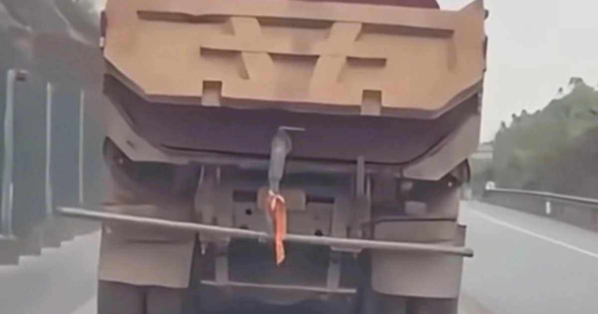 Lái xe tải bị gọi là “chim mồi” trên cao tốc bị phạt 23 triệu đồng