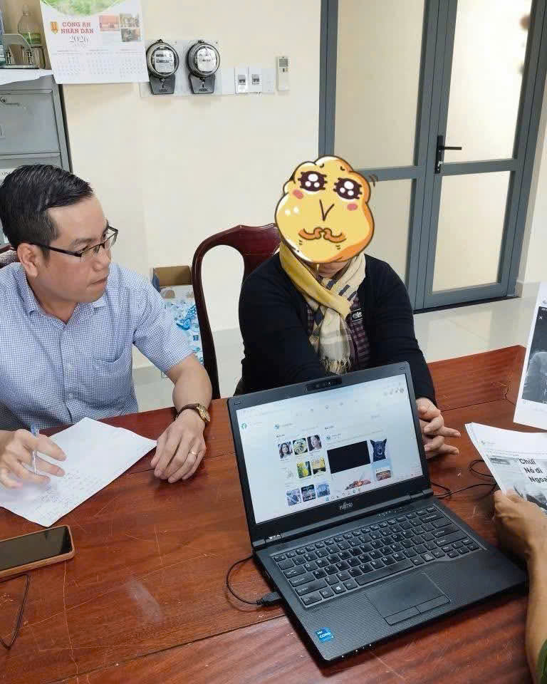 CÔNG AN XÃ NHƠN TRẠCH XỬ PHẠT TRƯỜNG HỢP CHIA SẺ THÔNG TIN SAI SỰ THẬT TRÊN MẠNG XÃ HỘI