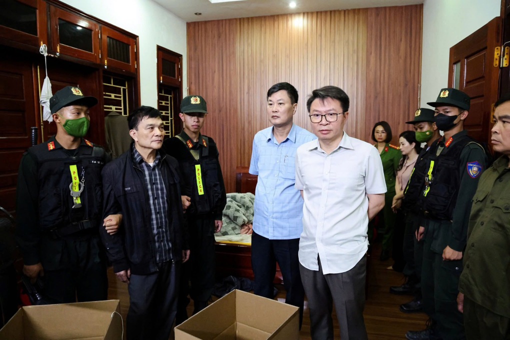 Công an Phú Thọ phá chuyên án lớn, bắt giữ nhiều giám đốc - 1