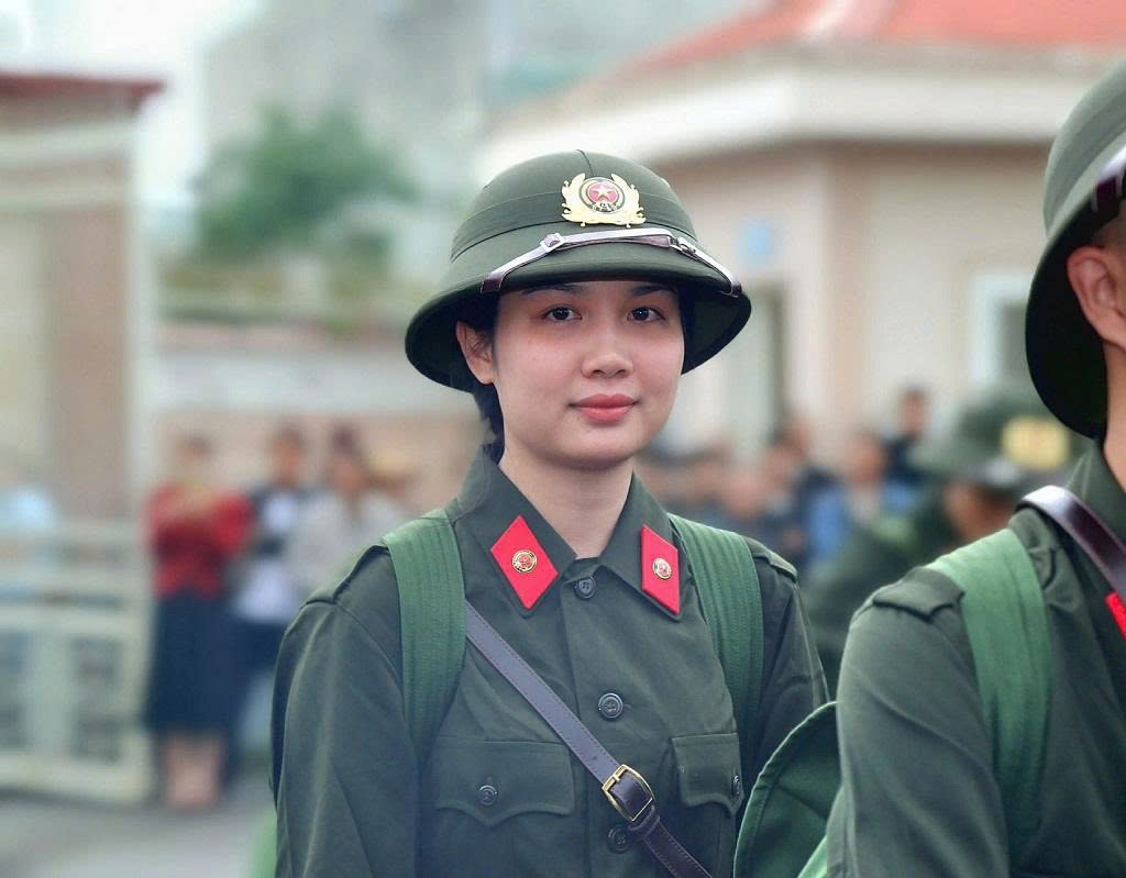 “Bóng hồng” duy nhất tham gia nghĩa vụ Công an nhân dân