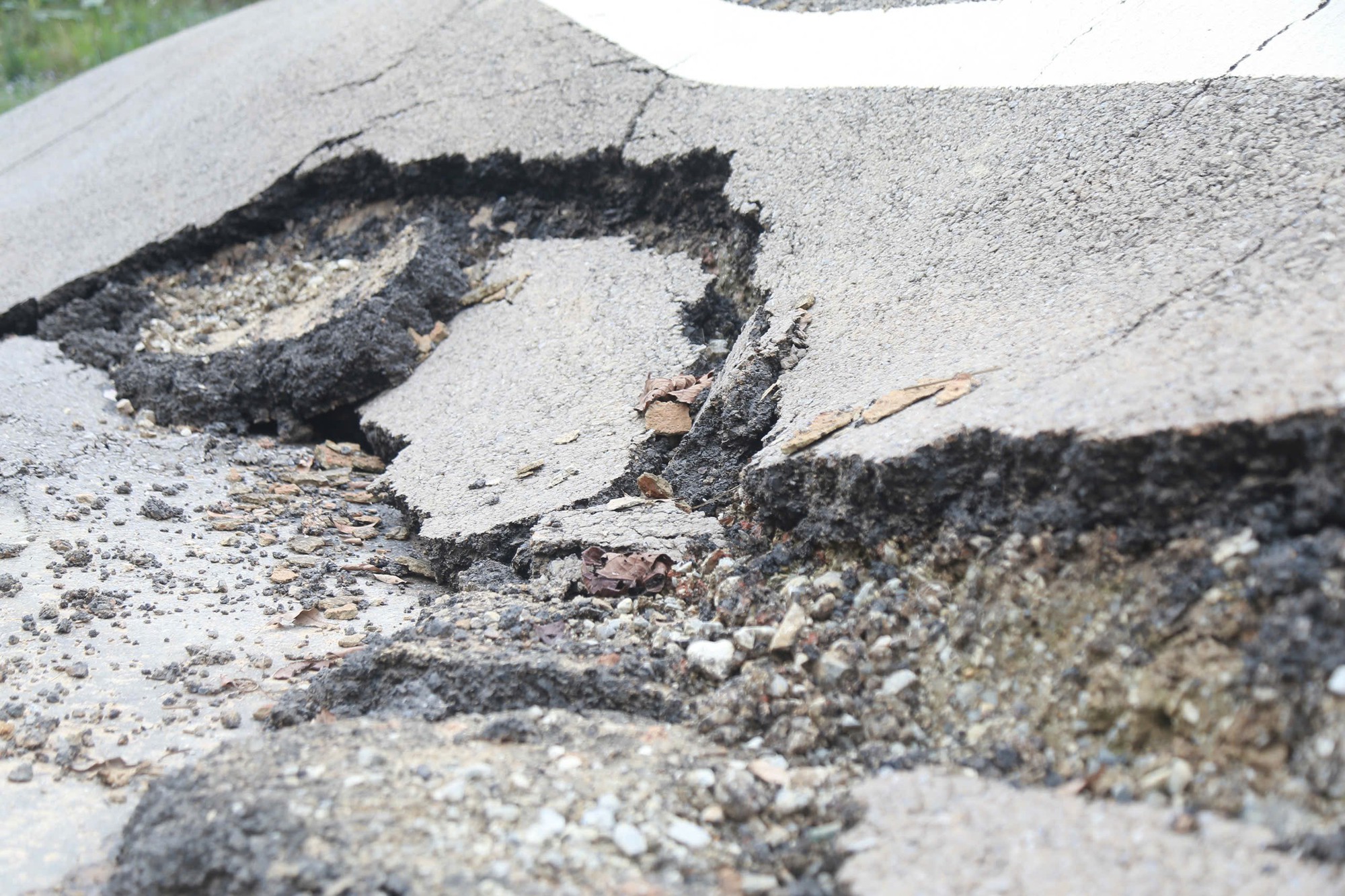 Thái Nguyên: Tình trạng xuống cấp đường kết nối Ba Bể – đồng Phúc 2026 - Ảnh 8. Thái Nguyên: Tình trạng xuống cấp đường kết nối Ba Bể – đồng Phúc 2026 - Ảnh 8.