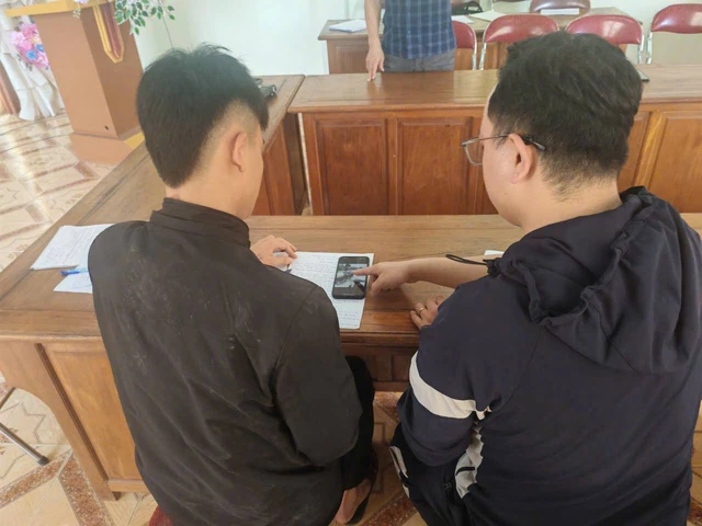 Lạng lách, quay clip đăng TikTok, thiếu niên 17 tuổi bị xử lý