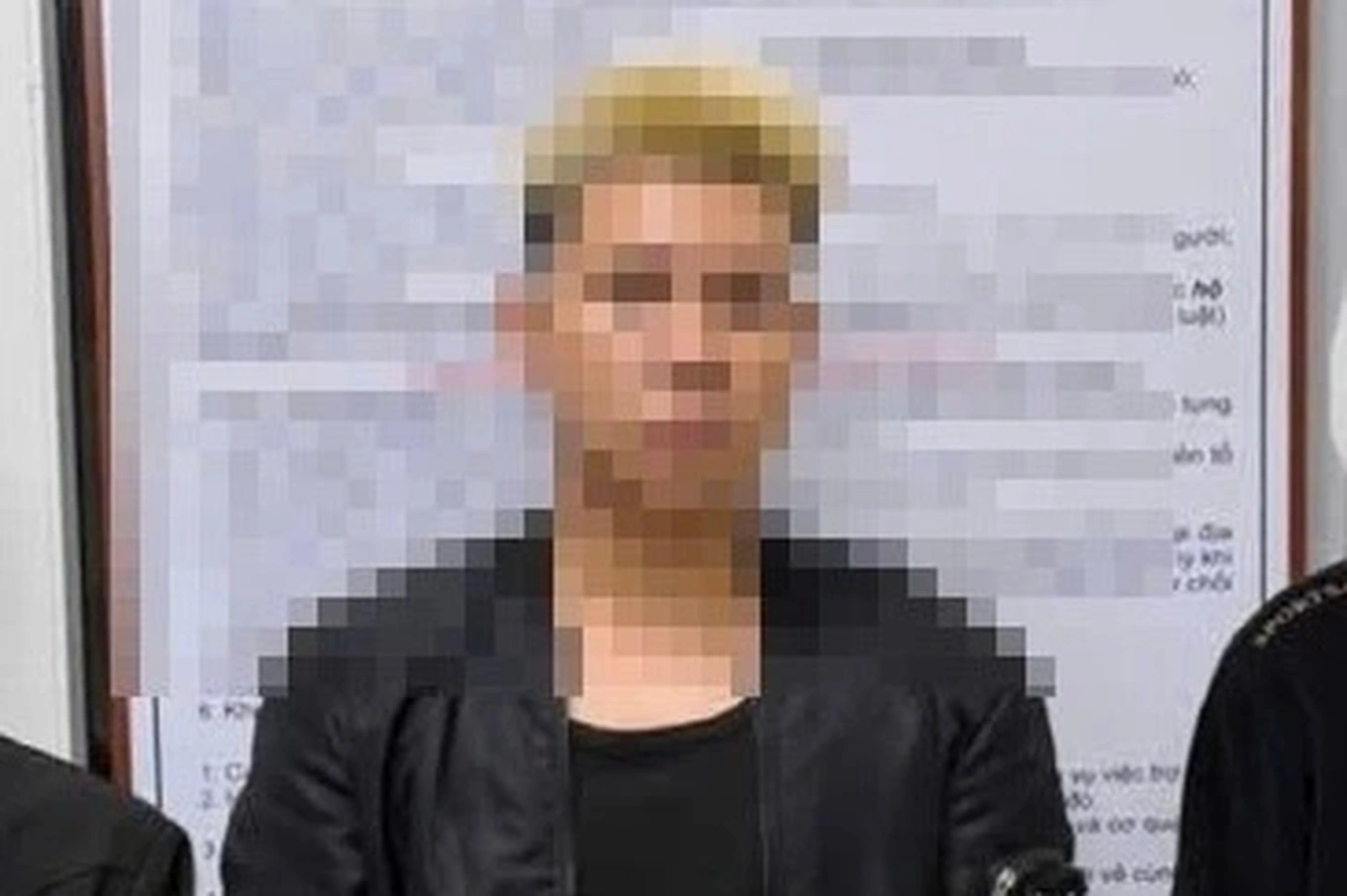 Các đối tượng mại dâm nam giá 5 triệu đồng/đêm, phục vụ livestream cả cảnh nóng khai gì tại công an?