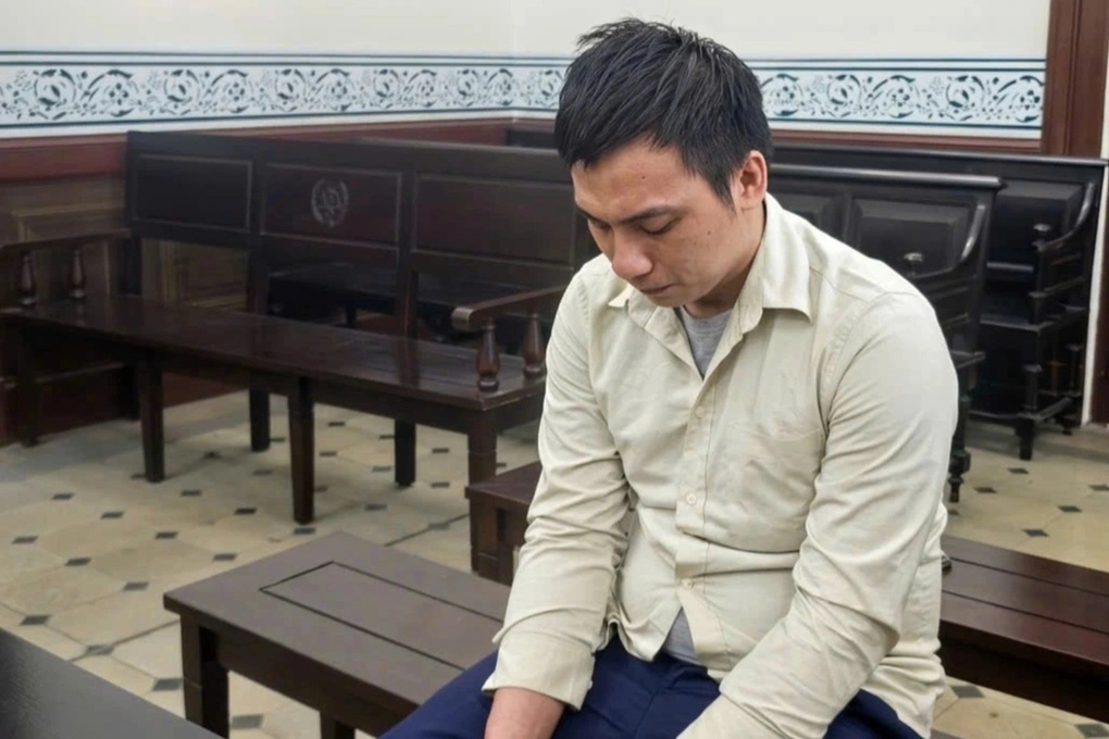 Nam thanh niên đâm chết chồng của bạn gái ở TPHCM - 1 Nam thanh niên đâm chết chồng của bạn gái ở TPHCM - 1