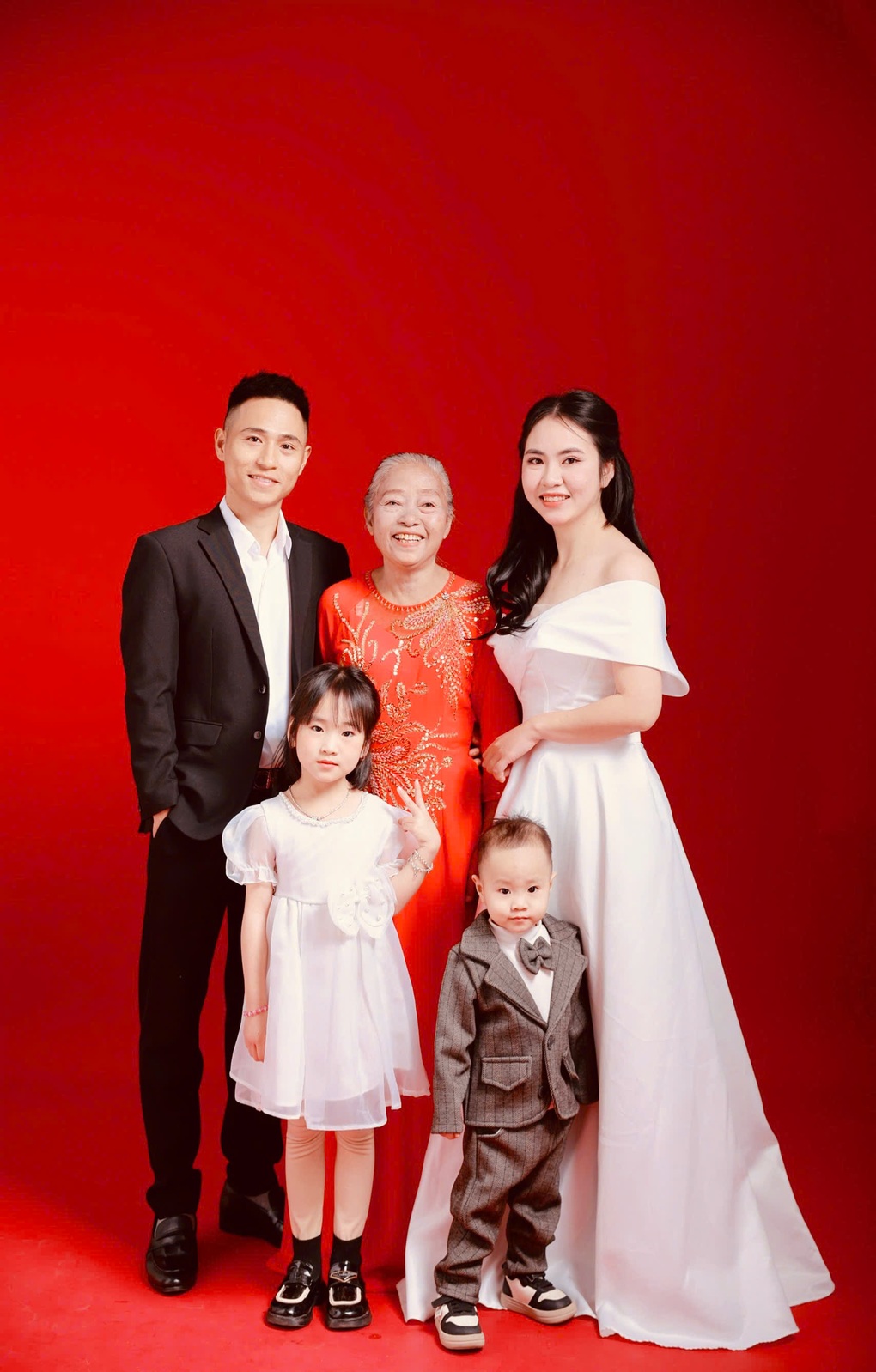 Tài xế hóa người hùng, bảo vệ nhóm nữ sinh bị biến thái đuổi theo - 2