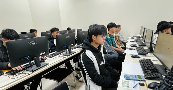 3 học sinh tại Hà Nội lọt top 10 kỳ thi đánh giá tư duy TSA