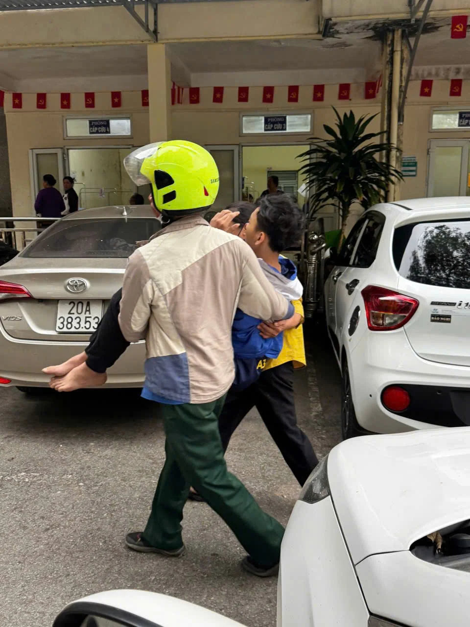 Tình hình sức khỏe các cháu nhỏ trong vụ xe ben đâm xe đưa đón học sinh ở Thái Nguyên